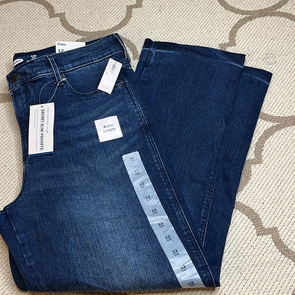 Old Navy flare ankle high rise secret-slim pockets raw hem crop jeans